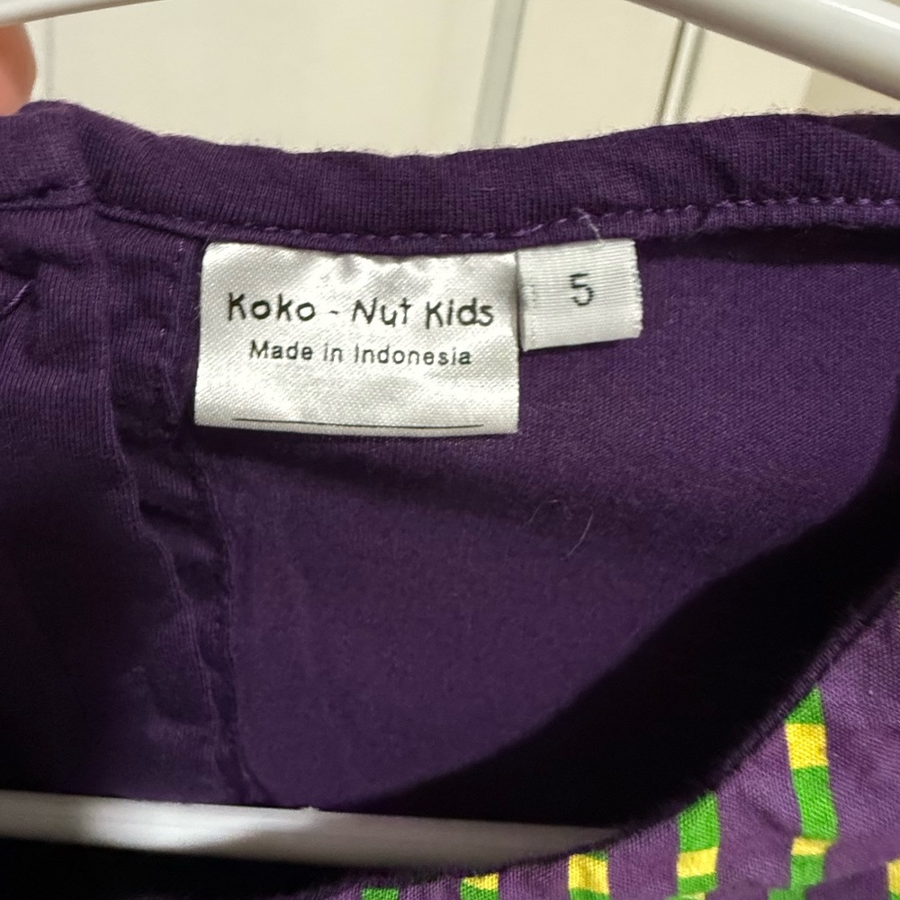 Size 5 Mardi Gras Long Sleeve Ruffle Shirt Girls Louisiana Purple Green Yellow - Picture 3 of 3